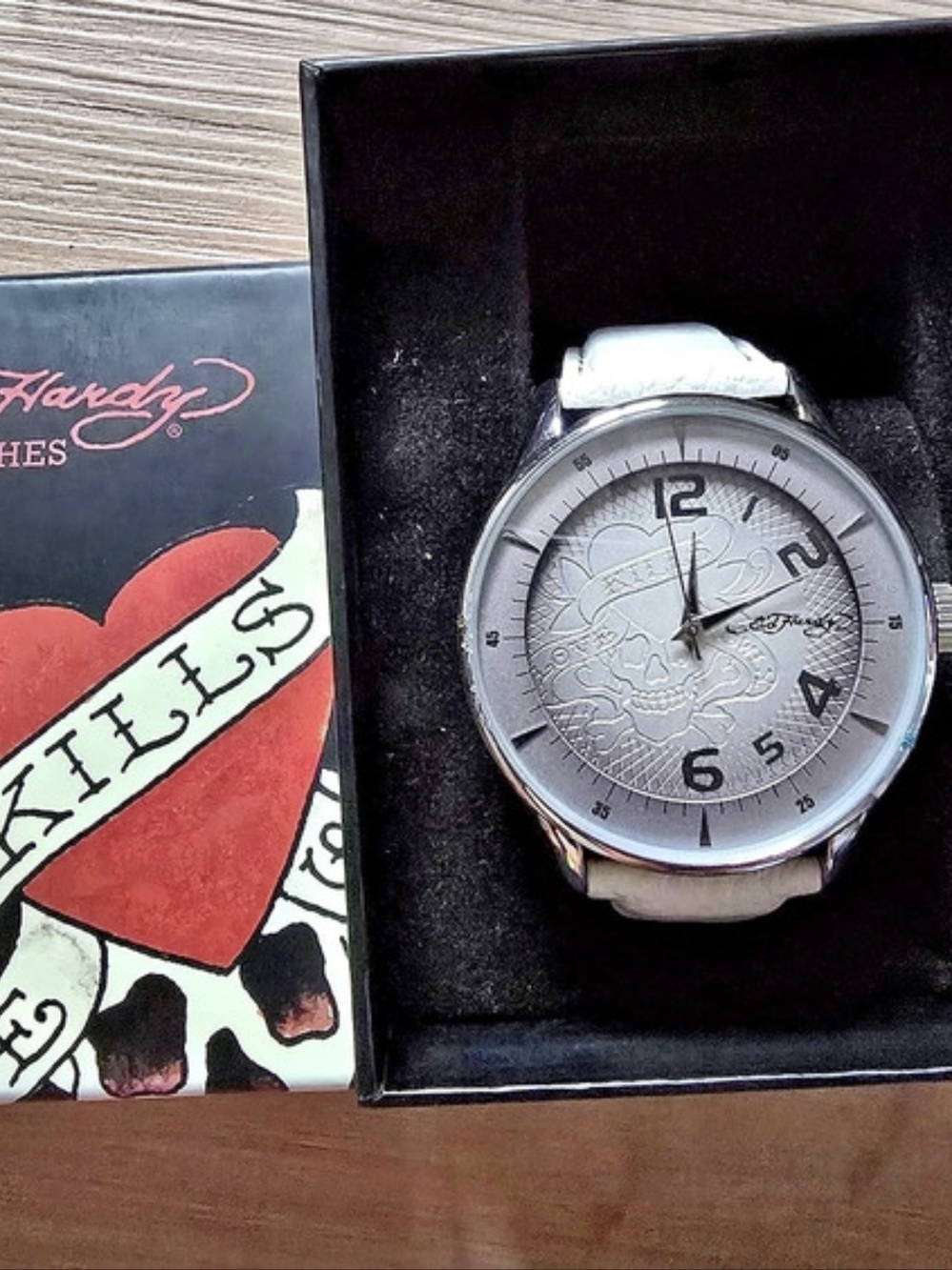 Ed Hardy Love Kills Slowly White Leather Watch. Battery Needs Replacement